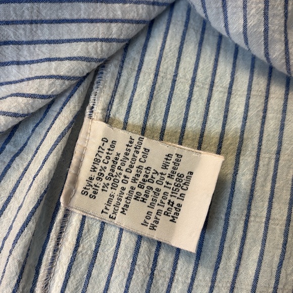 Johnny Was Hummingbird Embroidered Pinstriped Blue White Stripe Tunic Flowers XS - Picture 15 of 15